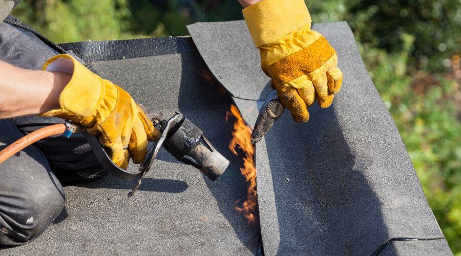 Professional Flat Roofing Installation in Petrolia, CA